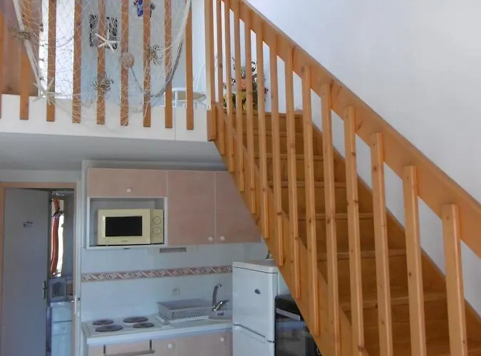 ホリデーパーク Holidayland Baie Des Oliviers 36m2 1chambre Fermee 6 Couchages Ou 41m2 2chambres Fermees 7 Couchages ナルボンヌ・プラージュ